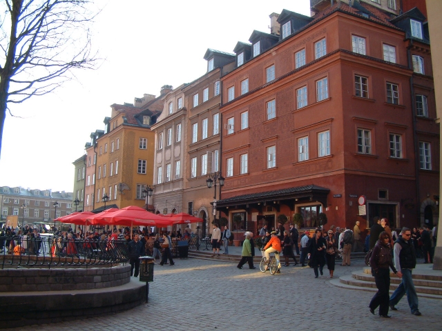 gal/Poland/Varsovie/Walk_in_old_town/DSCF0022.JPG